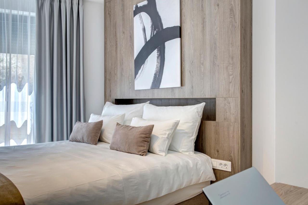 Four Blue Seasons - Luxury Apartment *